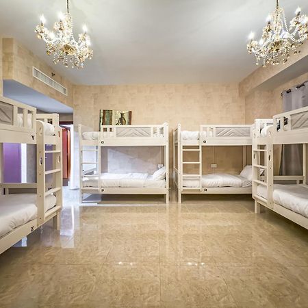 Ar Holiday Home Jbr 2 Дубай Екстериор снимка