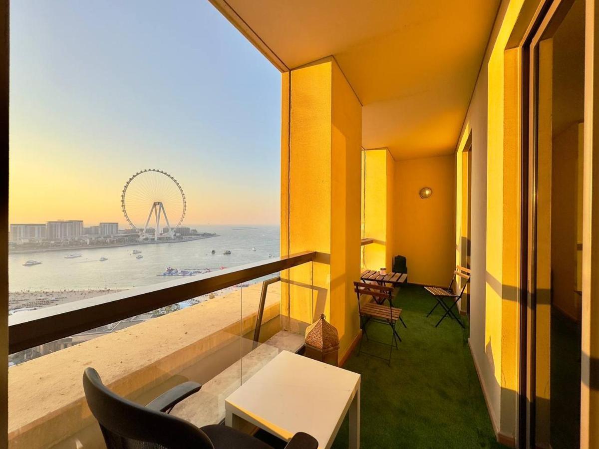 Ar Holiday Home Jbr 2 Дубай Екстериор снимка