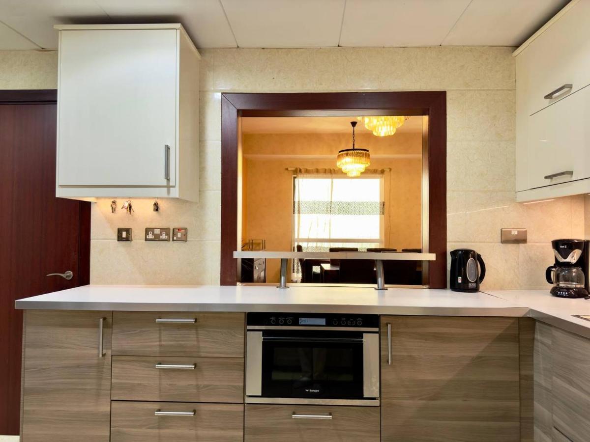 Ar Holiday Home Jbr 2 Дубай Екстериор снимка