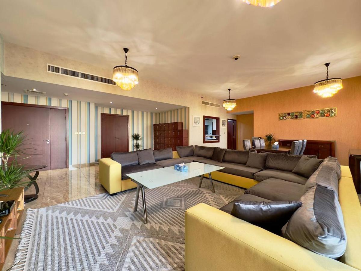 Ar Holiday Home Jbr 2 Дубай Екстериор снимка