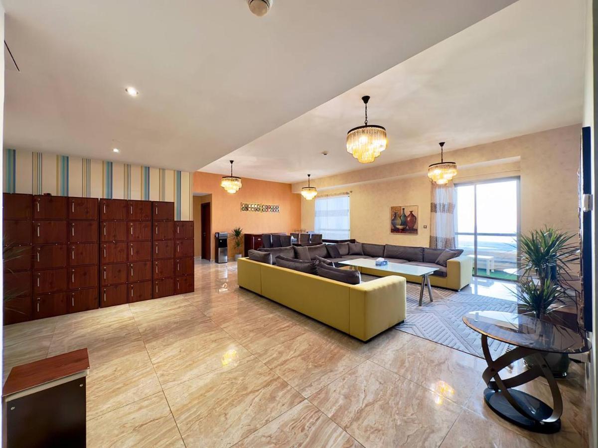 Ar Holiday Home Jbr 2 Дубай Екстериор снимка
