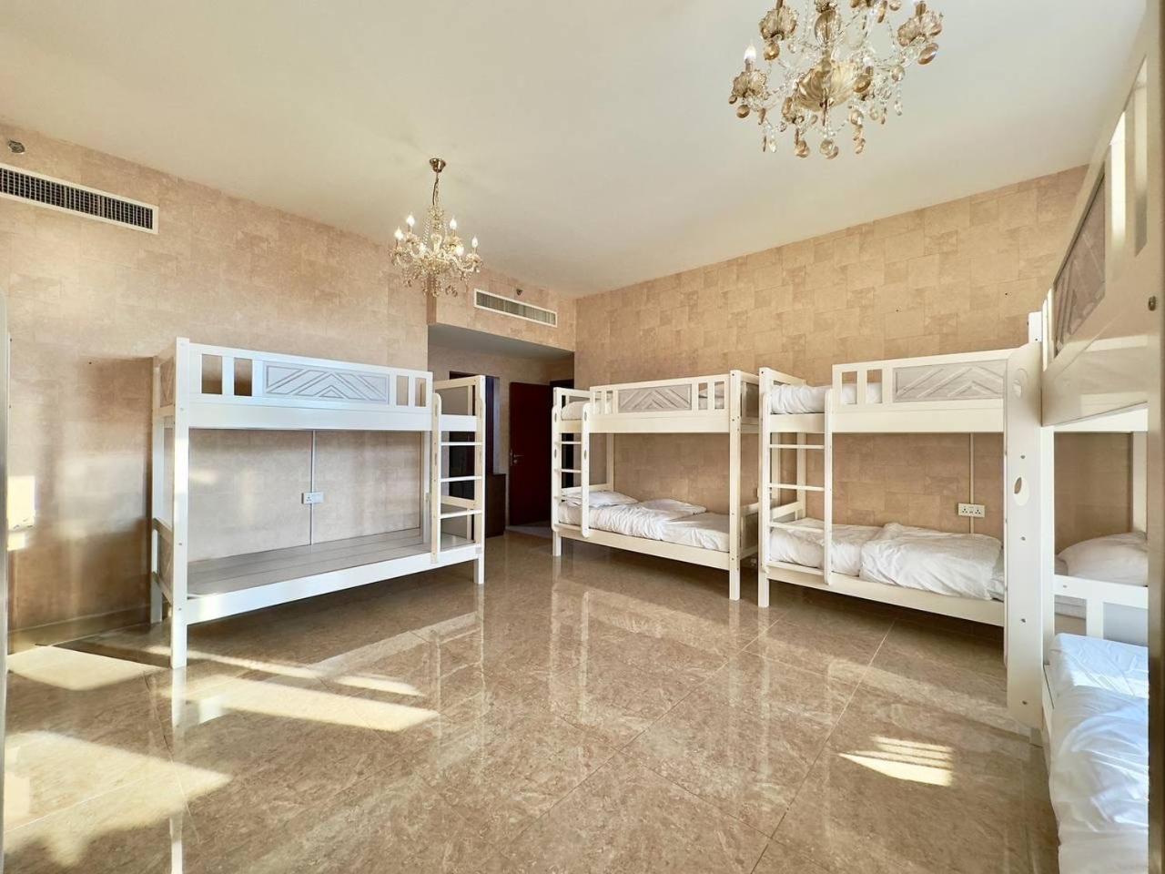 Ar Holiday Home Jbr 2 Дубай Екстериор снимка