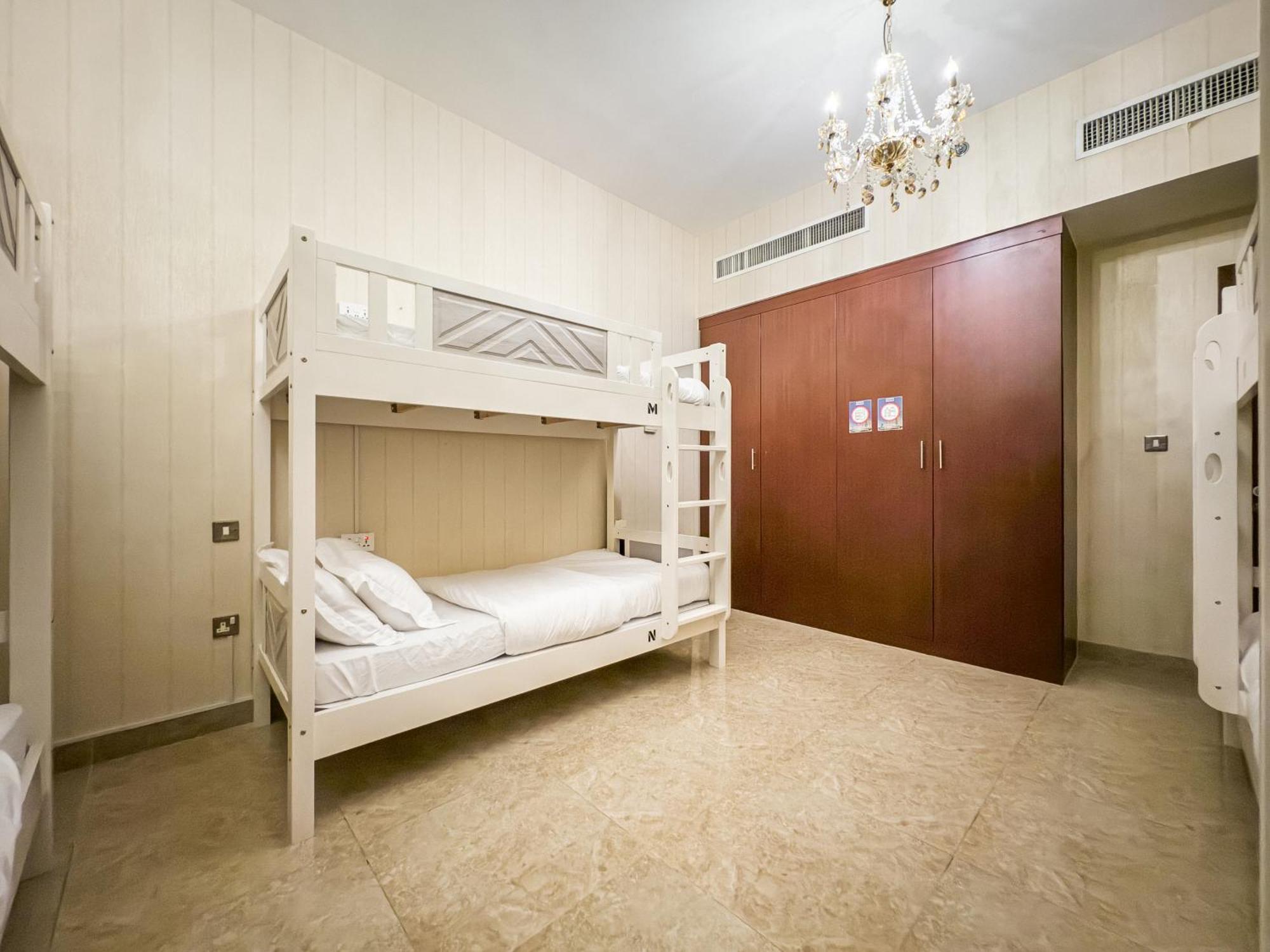 Ar Holiday Home Jbr 2 Дубай Екстериор снимка