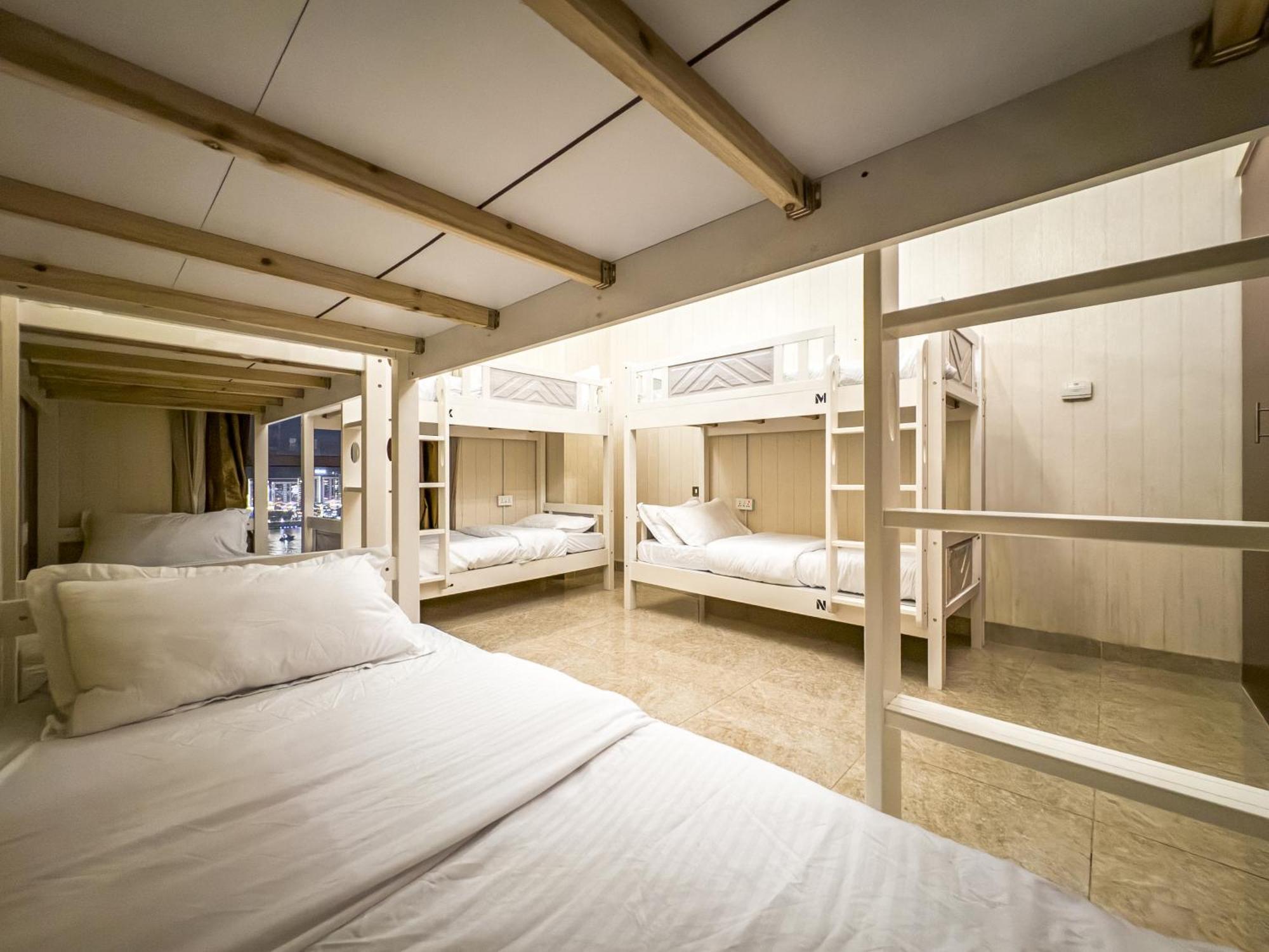 Ar Holiday Home Jbr 2 Дубай Екстериор снимка